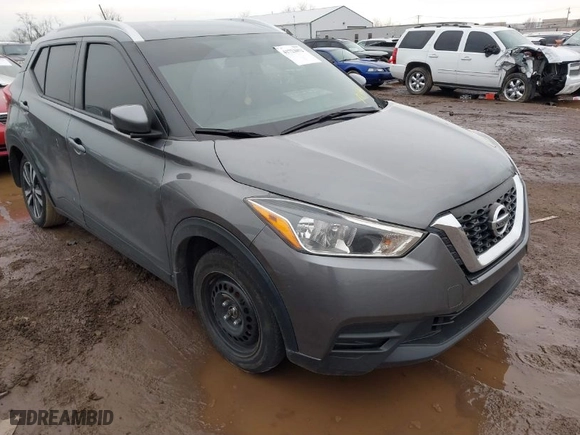 2018 Nissan Kicks SV with VIN 3N1CP5CU9JL541141, listed as a IAAI auction lot 41723052 with 164,461 mi miles. Bid and sale history available at carsss.com. Image 1.