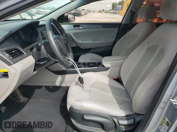 2015 Hyundai Sonata SE with VIN 5NPE24AF2FH011930, listed as a Copart auction lot 54248135 with 159,598 mi miles and Clean Title. Bid and sale history available at DreamBid. Image 7.