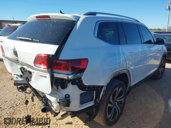 2021 Volkswagen Atlas SEL Premium z VIN 1V2TR2CA8MC562198, wystawiony jako IAAI lot #41853528 z przebiegiem 57 413 mil mil oraz . Historia ofert i sprzedaży dostępna na DreamBid. Obrazek 4.