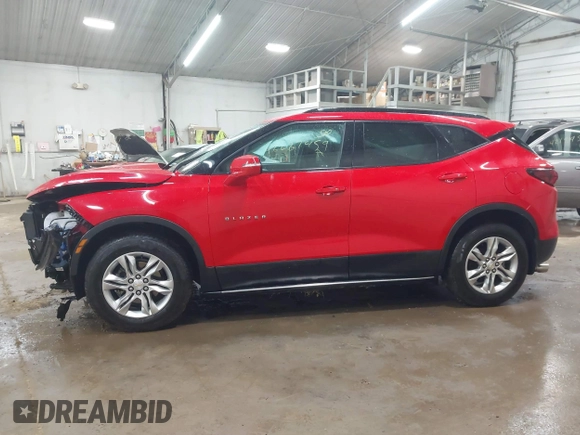 2022 Chevrolet Blazer LT z VIN 3GNKBJR44NS204676, wystawiony jako IAAI lot #42227459 z przebiegiem 32 683 mil mil oraz . Historia ofert i sprzedaży dostępna na DreamBid. Obrazek 14.