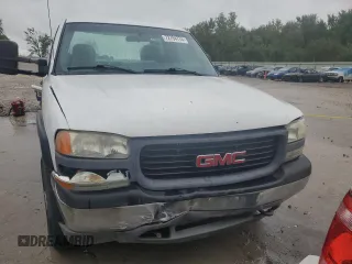 2001 GMC Sierra 1500 with VIN 1GTGC24U81Z198225, listed as a Copart auction lot 72794774 with Not Provided miles and Salvage Title. Bid and sale history available at DreamBid. Image 5.