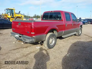 2002 Ford Super Duty F-250 XL with VIN 1FTNW21F02EC21350, listed as a IAAI auction lot 41446119 with 369,900 mi miles. Bid and sale history available at carsss.com. Image 4.