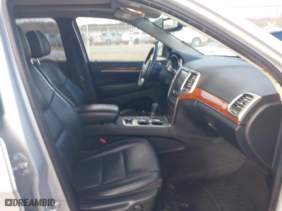 2011 Jeep Grand Cherokee Limited with VIN 1J4RR5GT8BC527676, listed as a IAAI auction lot 41683807 with 101,324 mi miles. Bid and sale history available at carsss.com. Image 5.