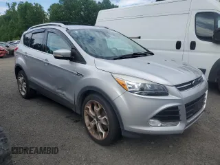 2013 Ford Escape Titanium with VIN 1FMCU9J90DUB31927, listed as a Copart auction lot 63701025 with 205,843 mi miles and Clean title. Bid and sale history available at DreamBid. Image 4.