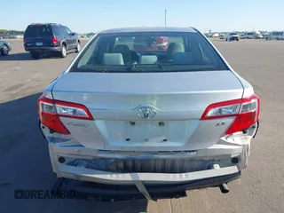 2012 Toyota Camry L z VIN 4T1BF1FK7CU078368, wystawiony jako IAAI lot #42227183 z przebiegiem 44 449 mil mil oraz . Historia ofert i sprzedaży dostępna na DreamBid. Obrazek 17.