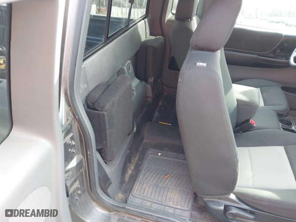 2011 Ford Ranger XLT with VIN 1FTLR4FE6BPA75535, listed as a IAAI auction lot 41601891 with 121,326 mi miles. Bid and sale history available at carsss.com. Image 8.