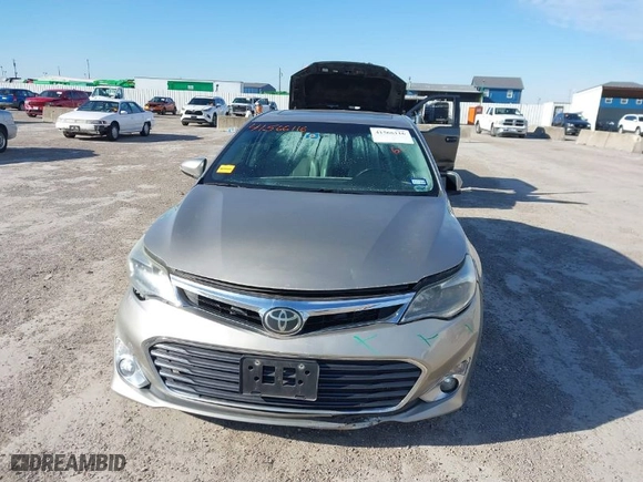 2013 Toyota Avalon XLE with VIN 4T1BK1EB2DU059080, listed as a IAAI auction lot 41566116 with 117,245 mi miles. Bid and sale history available at carsss.com. Image 12.