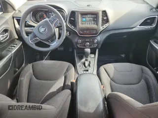 2019 Jeep Cherokee Latitude with VIN 1C4PJLCX2KD485291, listed as a Copart auction lot 60484795 with 76,163 mi miles and Salvage title. Bid and sale history available at DreamBid. Image 8.