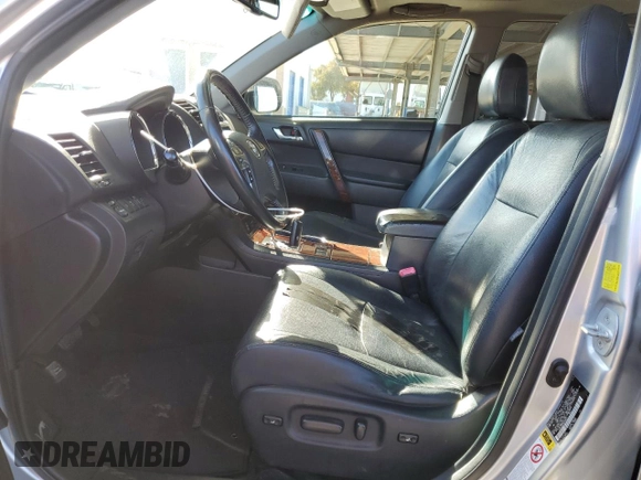 2011 Toyota Highlander Hybrid Limited with VIN JTEDC3EH8B2000873, listed as a Copart auction lot 49807445 with 179,016 mi miles and Clean Title. Bid and sale history available at carsss.com. Image 7.