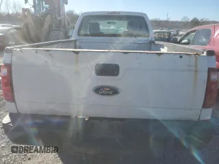 2014 Ford F-250 XL with VIN 1FTBF2A60EEA98432, listed as a Copart auction lot 88311635 with 320,415 mi miles and Salvage title. Bid and sale history available at DreamBid. Image 6.