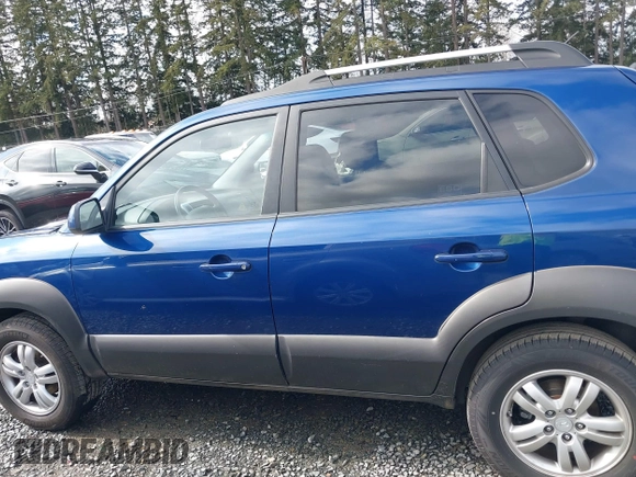 2007 Hyundai Tucson SE with VIN KM8JN12D77U502031, listed as a IAAI auction lot 41745106 with 131,668 mi miles. Bid and sale history available at carsss.com. Image 14.