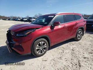 2021 Toyota Highlander XLE with VIN 5TDGZRBH6MS099888, listed as a Copart auction lot 53669055 with 33,294 mi miles and Salvage title. Bid and sale history available at DreamBid. Image 1.