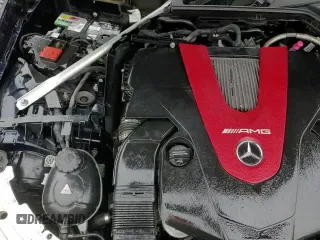 2017 Mercedes-Benz C 43 AMG z VIN 55SWF6EB4HU207010, wystawiony jako Copart lot #86268615 z przebiegiem 68 418 mil mil oraz Czysty tytuł • Clean title. Historia ofert i sprzedaży dostępna na DreamBid. Obrazek 13.
