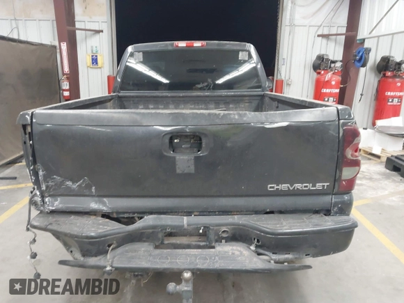 2004 Chevrolet Silverado 1500 Work Truck with VIN 1GCEC14X24Z263232, listed as a IAAI auction lot 41720611 with 272,921 mi miles. Bid and sale history available at carsss.com. Image 16.