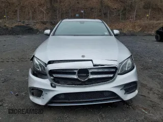 2019 Mercedes-Benz E-Class E 300 with VIN WDDZF4KB4KA556892, listed as a Copart auction lot 51997325 with 109,766 mi miles and Salvage Title. Bid and sale history available at carsss.com. Image 5.