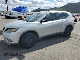 2015 Nissan Rogue S with VIN KNMAT2MT7FP554888, listed as a Copart auction lot 50465275 with 152,742 mi miles and Clean Title. Bid and sale history available at carsss.com. Image 1.