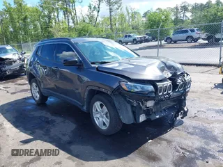 2022 Jeep Compass Latitude with VIN 3C4NJDBB0NT126474, listed as a IAAI auction lot 42252754 with 69,344 mi miles and . Bid and sale history available at DreamBid. Image 1.