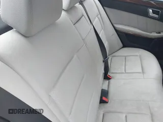 2012 Mercedes-Benz E-Class E 350 Luxury with VIN WDDHF8JB4CA568417, listed as a IAAI auction lot 41968170 with 212,597 mi miles. Bid and sale history available at carsss.com. Image 8.