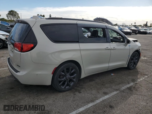 2020 Chrysler Pacifica Limited z VIN 2C4RC1GG1LR267164, wystawiony jako Copart lot #46910425 z przebiegiem 101 806 mil mil oraz Szkoda całkowita • Salvage title. Historia ofert i sprzedaży dostępna na DreamBid. Obrazek 3.