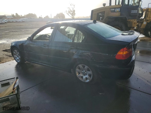 2005 BMW 3 Series 325i with VIN WBAAZ334X5KP92841, listed as a Copart auction lot 84638894 with 0 mi miles and Salvage Title. Bid and sale history available at carsss.com. Image 2.