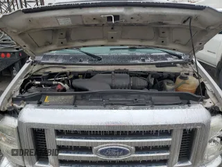 2009 Ford Econoline Passenger XL with VIN 1FBSS31L29DA36439, listed as a Copart auction lot 44384085 with 203,939 mi miles and Salvage title. Bid and sale history available at DreamBid. Image 12.