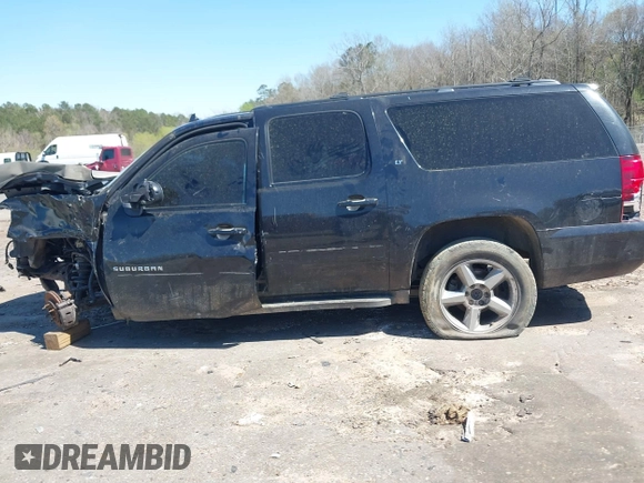 2010 Chevrolet Suburban LT with VIN 1GNUCJE0XAR144358, listed as a IAAI auction lot 41803071 with Not Provided miles and . Bid and sale history available at DreamBid. Image 15.