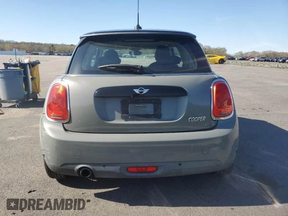 2018 MINI Hardtop Cooper with VIN WMWXP5C54J2G61440, listed as a Copart auction lot 54692875 with 63,703 mi miles and Clean title. Bid and sale history available at DreamBid. Image 6.