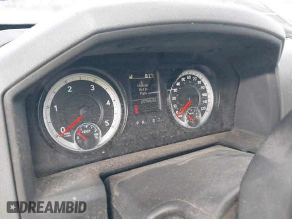 2015 Ram 2500 Tradesman with VIN 3C6UR5CL5FG679575, listed as a IAAI auction lot 41493456 with 257,884 mi miles. Bid and sale history available at carsss.com. Image 7.