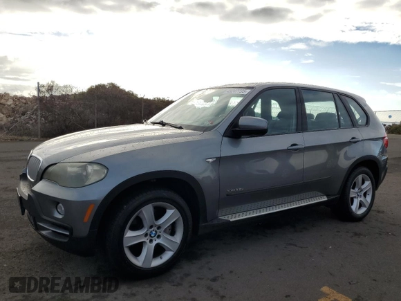2010 BMW X5 35d with VIN 5UXFF0C58ALT75133, listed as a Copart auction lot 45247735 with 176,410 mi miles and Clean Title. Bid and sale history available at carsss.com. Image 1.