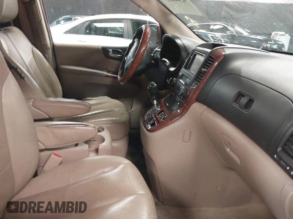 2007 Hyundai Entourage GLS with VIN KNDMC233976011435, listed as a IAAI auction lot 42448227 with 130,759 mi miles and . Bid and sale history available at DreamBid. Image 5.