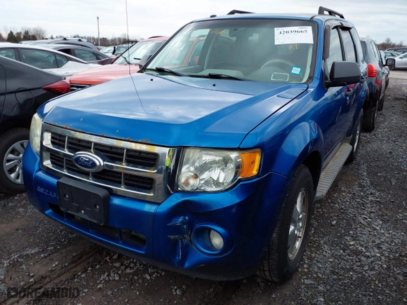 2013 Dodge Durango Crew with VIN 1C4RDJDG6DC540482, listed as a IAAI auction lot 41813209 with 140,875 mi miles. Bid and sale history available at carsss.com. Image 2.