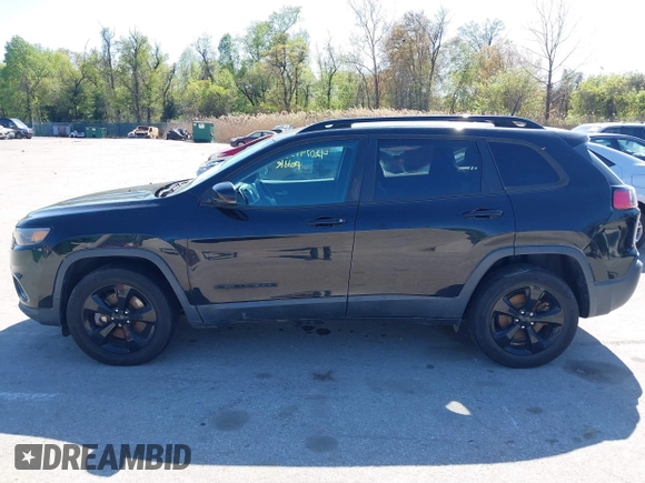 2019 Jeep Cherokee Latitude Plus with VIN 1C4PJMLB3KD321381, listed as a IAAI auction lot 42074933 with 181,575 mi miles and . Bid and sale history available at DreamBid. Image 14.