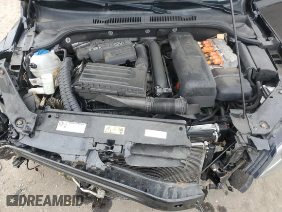 2015 Volkswagen Jetta Sedan Hybrid SEL Premium with VIN 3VW637AJ6FM328270, listed as a Copart auction lot 85991374 with 103,571 mi miles and Salvage Title. Bid and sale history available at carsss.com. Image 12.