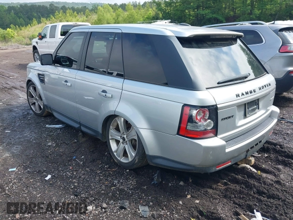 2012 Land Rover Range Rover Sport HSE Lux z VIN SALSK2D41CA736626, wystawiony jako IAAI lot #42276672 z przebiegiem 124 555 mil mil oraz . Historia ofert i sprzedaży dostępna na DreamBid. Obrazek 3.