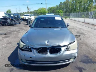 2008 BMW 5 Series 528i with VIN WBANU53598CT07043, listed as a IAAI auction lot 42030992 with 212,833 mi miles and . Bid and sale history available at carsss.com. Image 12.