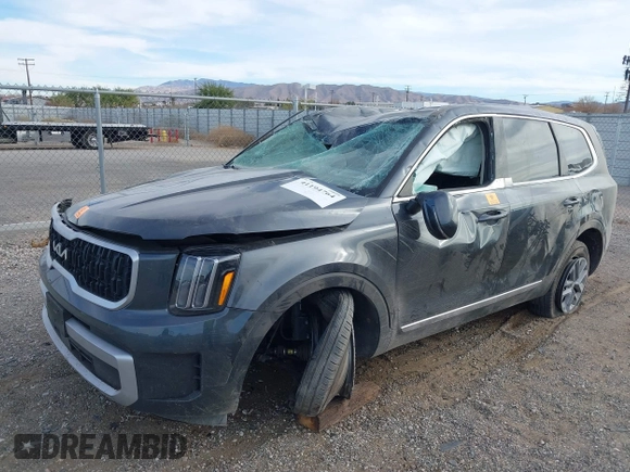 2024 Kia Telluride LX z VIN 5XYP2DGC8RG423352, wystawiony jako IAAI lot #41194764 z przebiegiem Nie podano mil oraz . Historia ofert i sprzedaży dostępna na DreamBid. Obrazek 2.