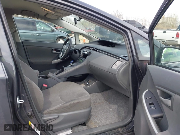 2011 Toyota Prius I with VIN JTDKN3DU7B1363966, listed as a IAAI auction lot 42148826 with 122,151 mi miles and . Bid and sale history available at DreamBid. Image 5.