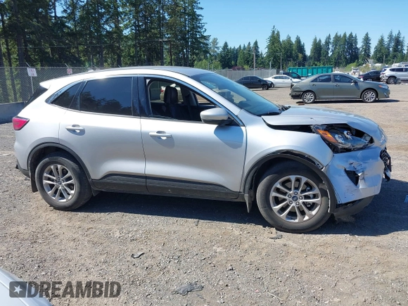 2020 Ford Escape SE with VIN 1FMCU9G67LUB31208, listed as a IAAI auction lot 42632751 with 32,050 mi miles and . Bid and sale history available at DreamBid. Image 13.