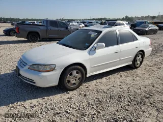 2001 Honda Accord Sdn EX w/Leather with VIN 1HGCG16561A028402, listed as a Copart auction lot 52537895 with 232,913 mi miles and Salvage Title. Bid and sale history available at carsss.com. Image 1.