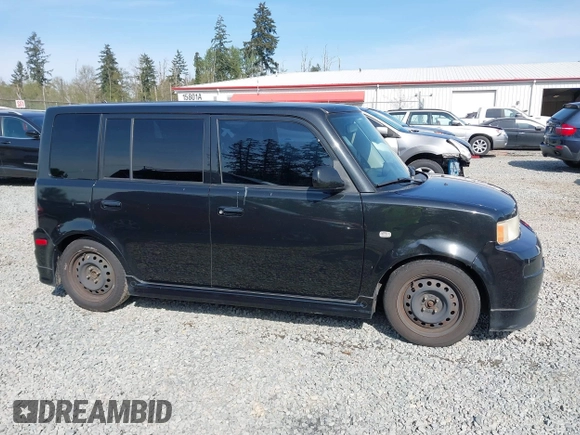 2005 Scion xB with VIN JTLKT334454021261, listed as a IAAI auction lot 42124927 with 221,043 mi miles. Bid and sale history available at carsss.com. Image 13.