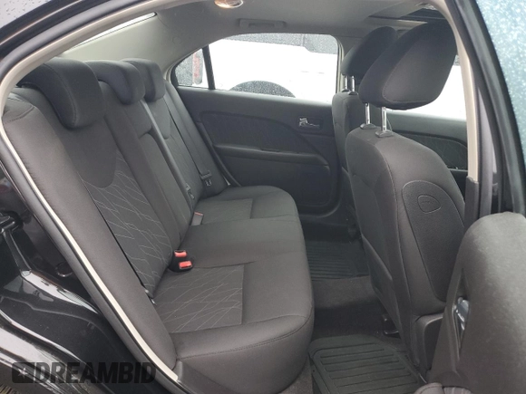 2010 Mercury Milan with VIN 3MEHM0HAXAR608466, listed as a Copart auction lot 56481315 with 60,434 mi miles and Salvage title. Bid and sale history available at DreamBid. Image 10.