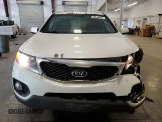 2013 Kia Sorento EX with VIN 5XYKU3A61DG330313, listed as a Copart auction lot 63242405 with 226,004 mi miles and Salvage title. Bid and sale history available at DreamBid. Image 5.