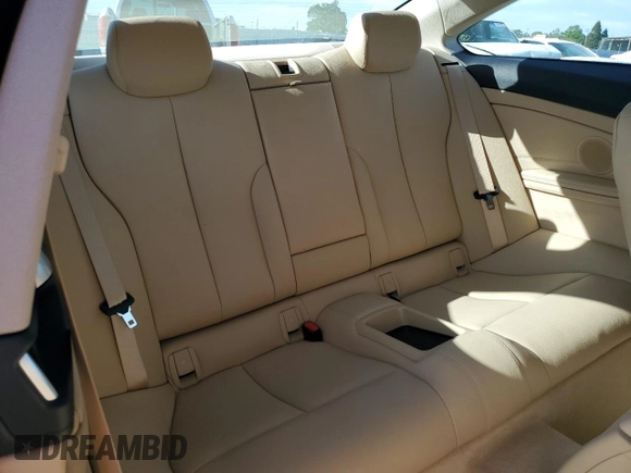 2015 BMW 4 Series 428i z VIN WBA3N7C50FK223230, wystawiony jako Copart lot #52608745 z przebiegiem 81 695 mil mil oraz Szkoda całkowita • Salvage title. Historia ofert i sprzedaży dostępna na DreamBid. Obrazek 10.