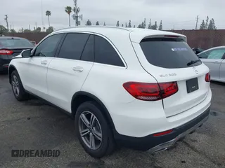 2020 Mercedes-Benz GLC with VIN W1N0G8DB6LF801516, listed as a IAAI auction lot 41902240 with 67,119 mi miles. Bid and sale history available at carsss.com. Image 3.
