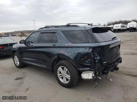 2022 Ford Explorer XLT with VIN 1FMSK8DH6NGC09822, listed as a Copart auction lot 85723794 with 37,885 mi miles and Salvage Title. Bid and sale history available at carsss.com. Image 2.