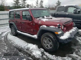 2022 Jeep Wrangler Unlimited High Tide with VIN 1C4HJXDG5NW145748, listed as a Copart auction lot 83384704 with 30,161 mi miles and Salvage Title. Bid and sale history available at DreamBid. Image 4.