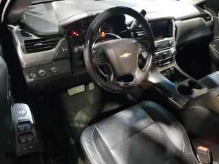 2018 Chevrolet Tahoe LS with VIN 1GNSKAKC4JR321530, listed as a Copart auction lot 43057985 with 104,553 mi miles and Salvage Title. Bid and sale history available at carsss.com. Image 8.