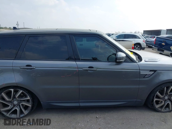 2016 Land Rover Range Rover Sport HSE z VIN SALWR2PF1GA120697, wystawiony jako IAAI lot #41807612 z przebiegiem 112 122 mil mil oraz . Historia ofert i sprzedaży dostępna na DreamBid. Obrazek 13.