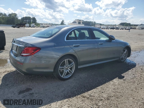 2018 Mercedes-Benz E 300 with VIN WDDZF4KB6JA476931, listed as a Copart auction lot 52762225 with 60,897 mi miles and Salvage Title. Bid and sale history available at DreamBid. Image 3.
