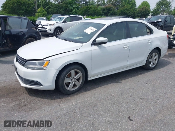 2014 Volkswagen Jetta TDI w/Premium/Nav with VIN 3VWLL7AJ4EM430524, listed as a IAAI auction lot 42268673 with 137,721 mi miles and . Bid and sale history available at DreamBid. Image 16.